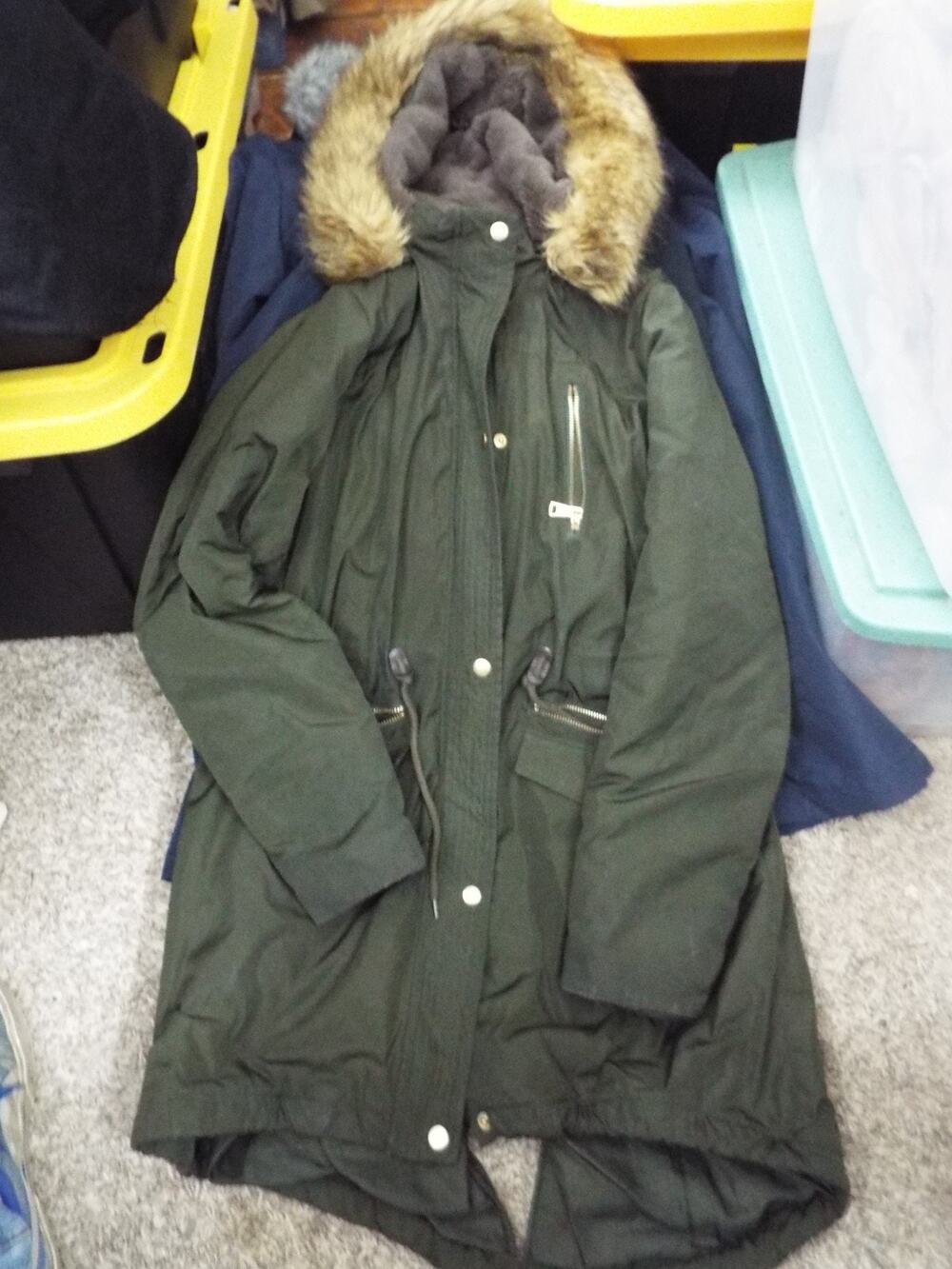 Mossimo Supply Co Womens Jacket Medium Dark Green Faux Fur Hood Coat Parka